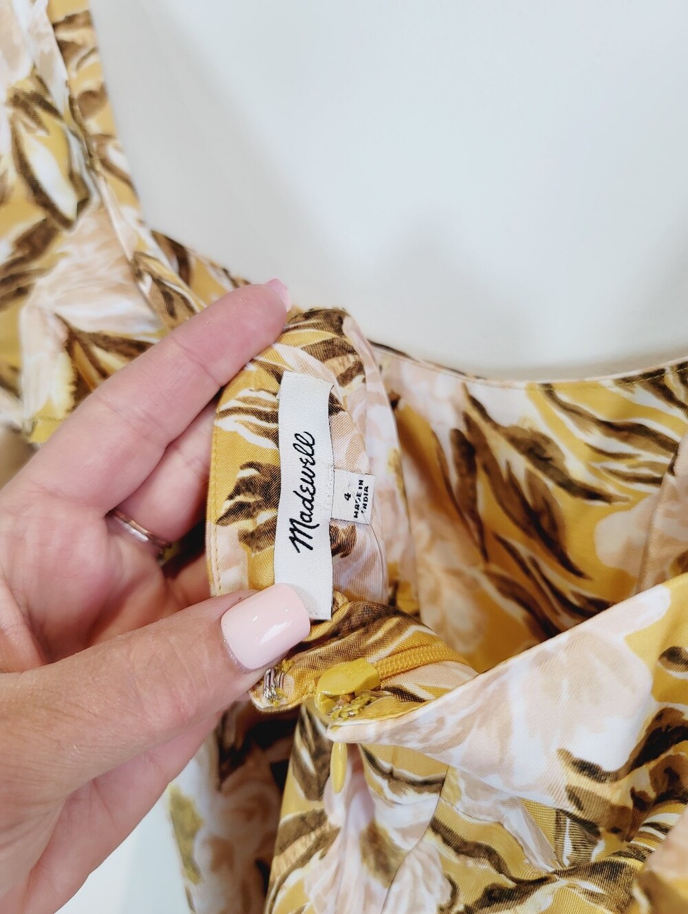 Madewell Angelina Yellow Floral Dress, Size 4 - Picture 4 of 6